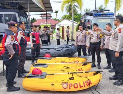 “Kapolres Kampar Pimpin Pengecekan Perlengkapan Tanggap Bencana, Polres Kampar Siap Siaga Hadapi Bencana Alam!”