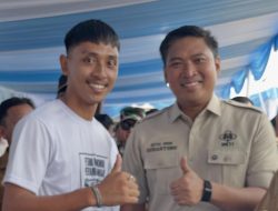 Wakil Menteri Pertanian RI Sudaryono Hadiri Panen Raya Padi di Desa Binuang Kampar