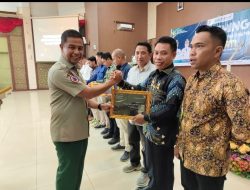 PT Kuari Kampar Utara Terima Piagam Penghargaan Taat Pajak dari Bupati Kampar