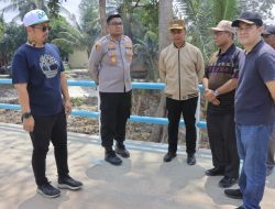Kapolres Kampar Dampingi Bupati Kampar Cek Kesiapan Jembatan Merah Putih Menuju Peresmian   