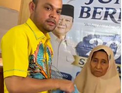 Dirut PT Geen Palma Riau Febriyan Winaldi Kembali Berbagi Jumat Berkah di Desa Batu Belah, Masyarakat Ucapan Terimakasih Kepada Presiden Prabowo