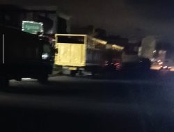 Diduga Perbuatan Mafia Solar Bersubsidi: Puluhan Truk Terjebak Antrean Panjang Tiap Subuh di SPBU Bangkinang