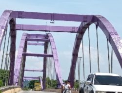 Masyarakat Desak Penangkapan Afrudin Amga PPK Proyek Pengecatan Jembatan Waterfront City, Dana Rp800 Juta Diduga Diselewengkan