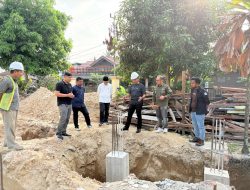 Tinjau Pembangunan Sekolah di Pulau Lawas, Bupati Kampar Tegas: Jangan Main-main dengan Anggaran Pembangunan Pendidikan!